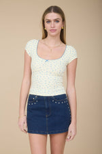 Petal Bow Scallop Knit Top