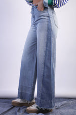 Freedom Flow Wide Leg Contrast Jean