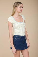 Petal Bow Scallop Knit Top