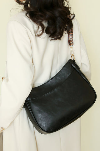 Nova Messenger Bag
