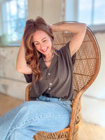 Olivenza Lightweight Button-Down Shirt
