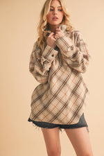 Mya Plaid Pullover